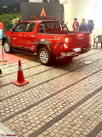 Scoop! More details on the Toyota Hilux 