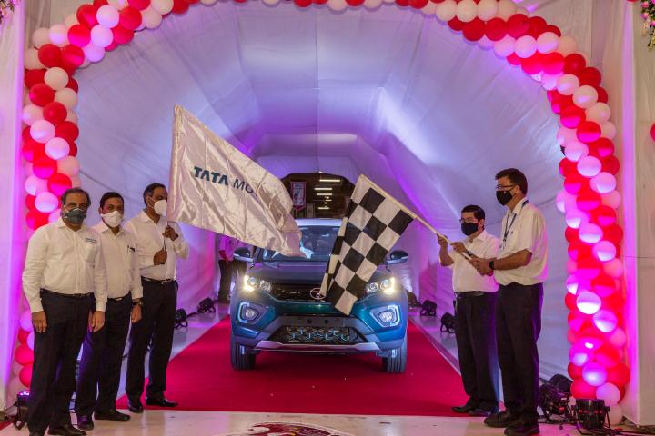 Tata's passenger car production crosses 4 million mark 