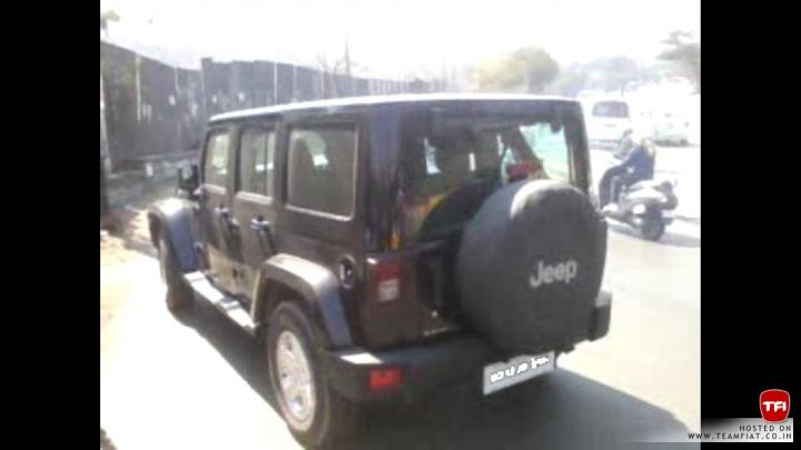 Jeep Wrangler & Grand Cherokee spotted @ Pune 