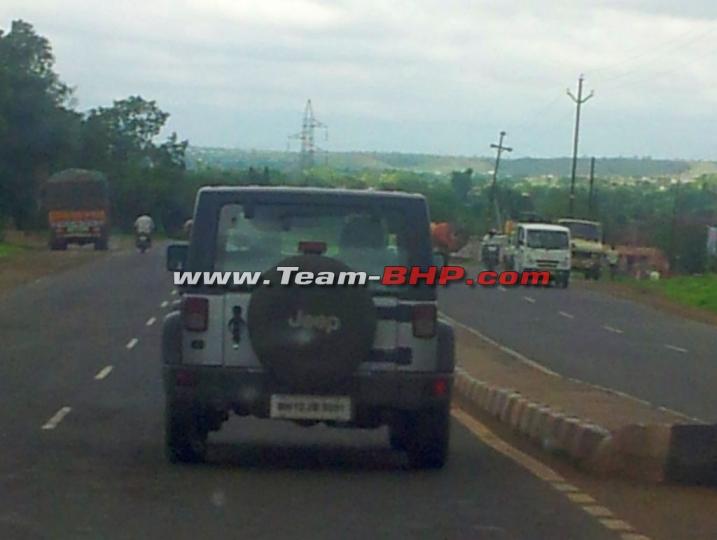 Jeep Wrangler SUV spotted testing in India 