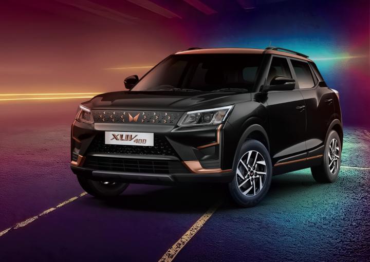 Mahindra XUV400 available with a discount of Rs 3.5 lakh! 