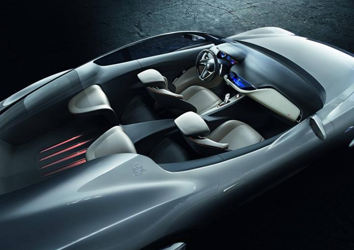  Maserati Alfieri to be displayed at the '15 Dubai Motor Show 