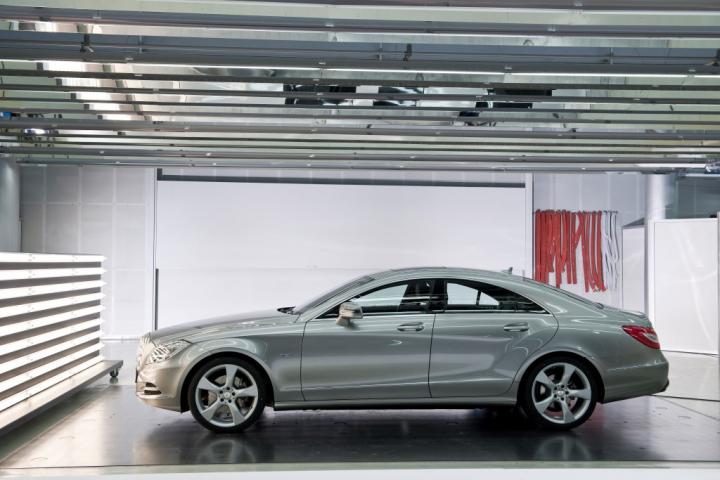 Mercedes-Benz launches 2014 CLS350 at Rs. 89.9 lakh 