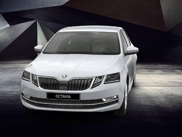 Skoda Octavia Corporate Edition launched at Rs. 15.49 lakh 