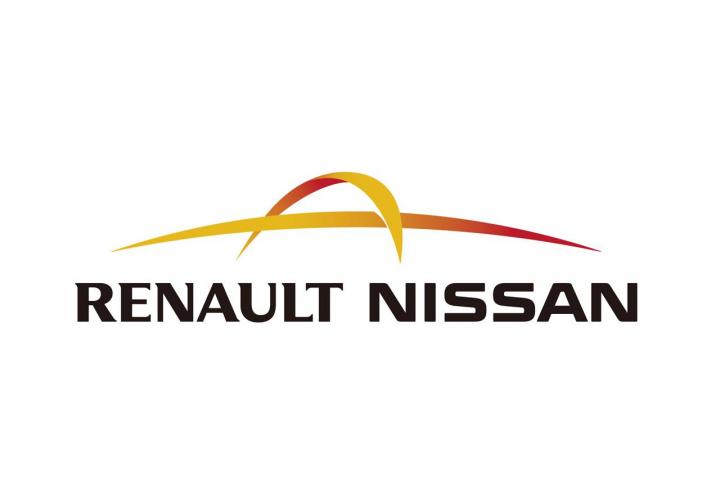Renault-Nissan developing 800cc petrol engine in India 