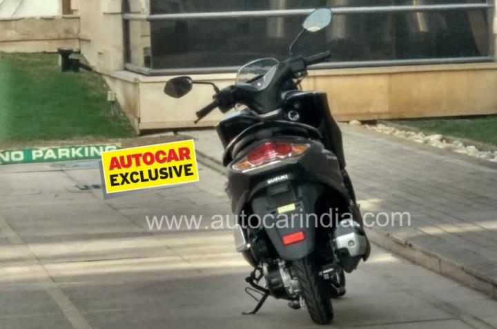 Suzuki Burgman Street maxi-scooter spied 