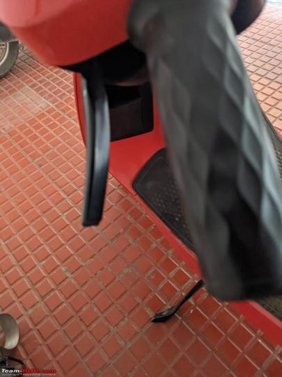 Ola S1 side stand issue: My scooter falls & gets damaged 