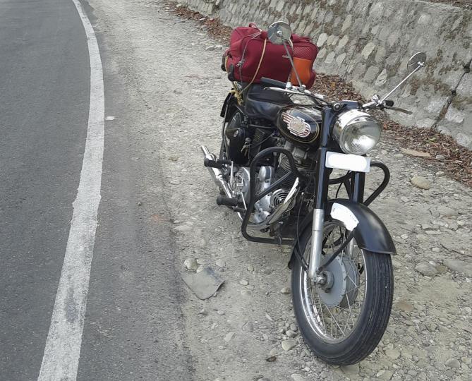 My 1990 Royal Enfield Bullet 350: Had a leaking shock absorber fixed 