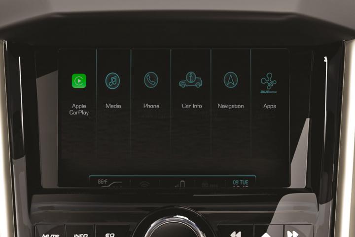 Mahindra XUV500 to get Apple CarPlay on top trim 
