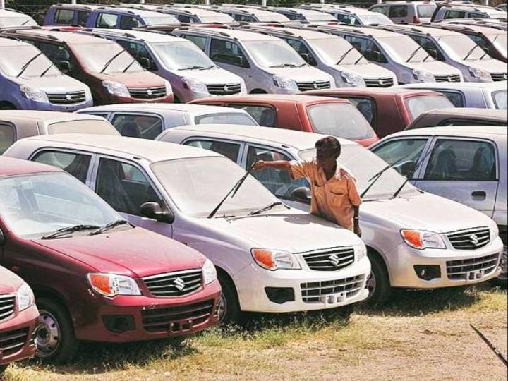 FADA: Calculate market share on basis of actual registrations 