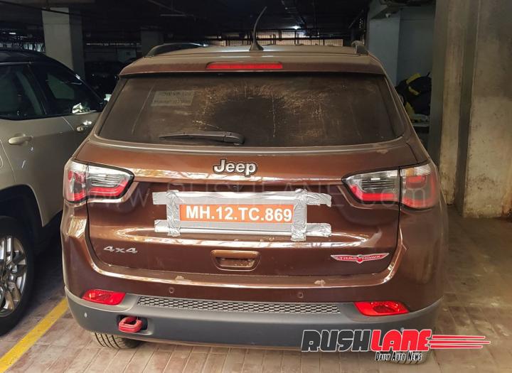 Jeep Compass Trailhawk 4x4 AT spied 