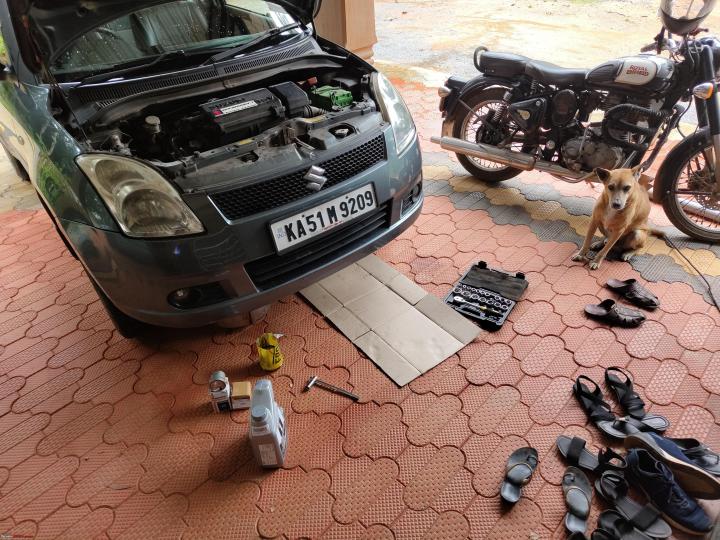DIY oil and filter change on my Maruti Swift at 1.02 lakh km 