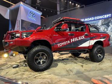Auto Expo 2023: Toyota Hilux Off-road Concept revealed | Team-BHP