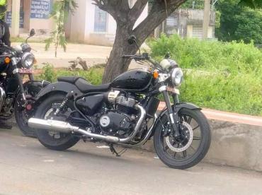 Royal Enfield S Twin Cylinder Cruiser Spied Again Team Bhp