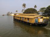 Living on a Houseboat!