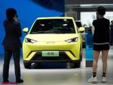 BYD cuts EV cost to fight ICE cars