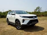 Jeep Compass vs Toyota Fortuner