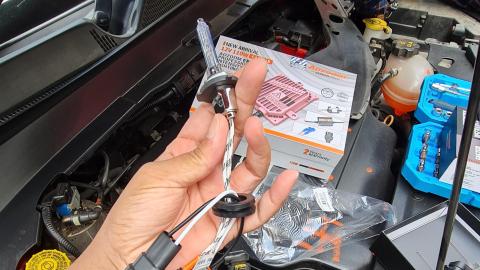 Upgrading the headlights of my Compass: Switched to HIDs for Rs 14.5K ...